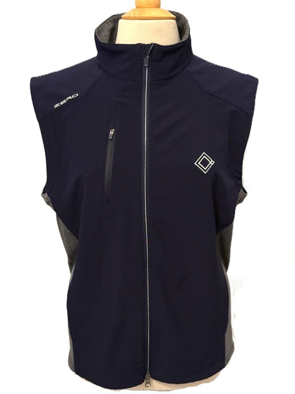 Zero Restriction Men’s Full-zip Golf Performance Vest Medium Outdoors Sportswear
